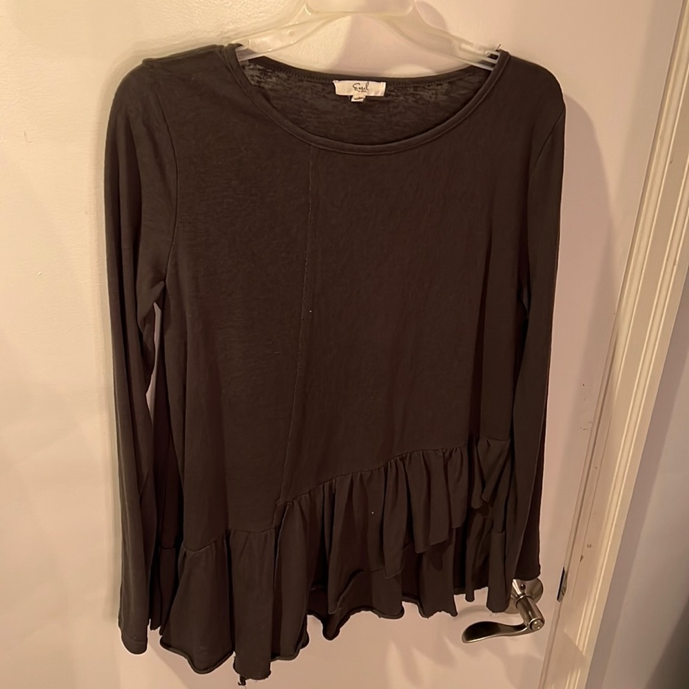 Charcoal gray long sleeve shirt with detailed bottom